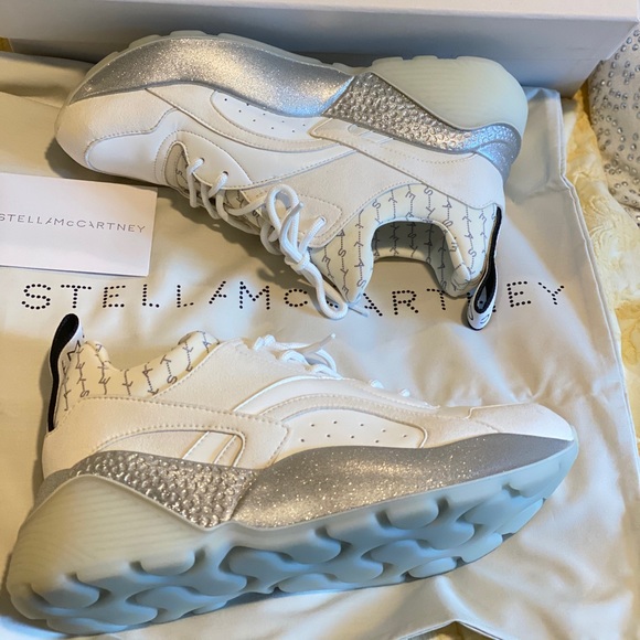 ❤️Stella McCartney Women's Low-Top Sneakers NWT - Picture 3 of 16